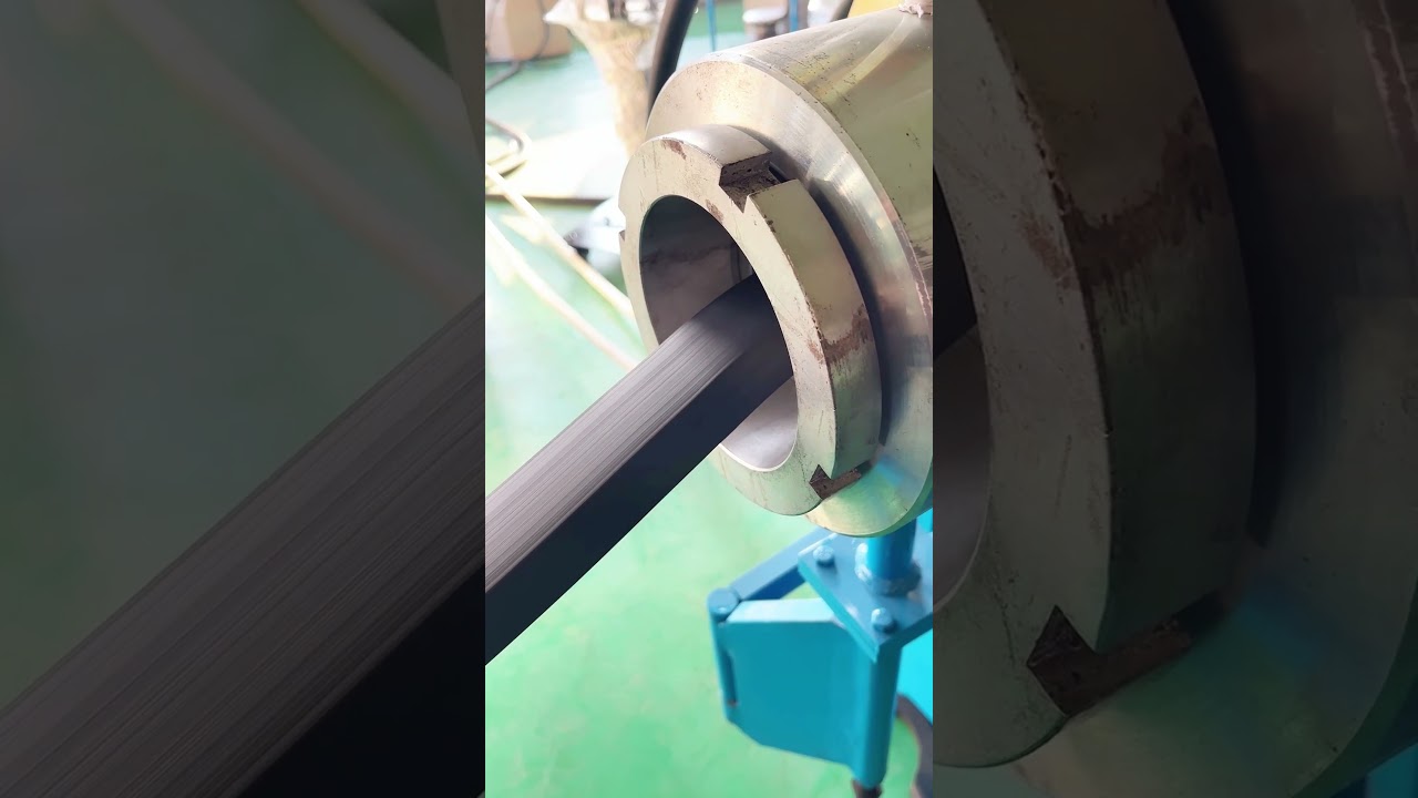 Rubber ExtruderPreformed EPDM Extrusion #machine #rubberhose #factory