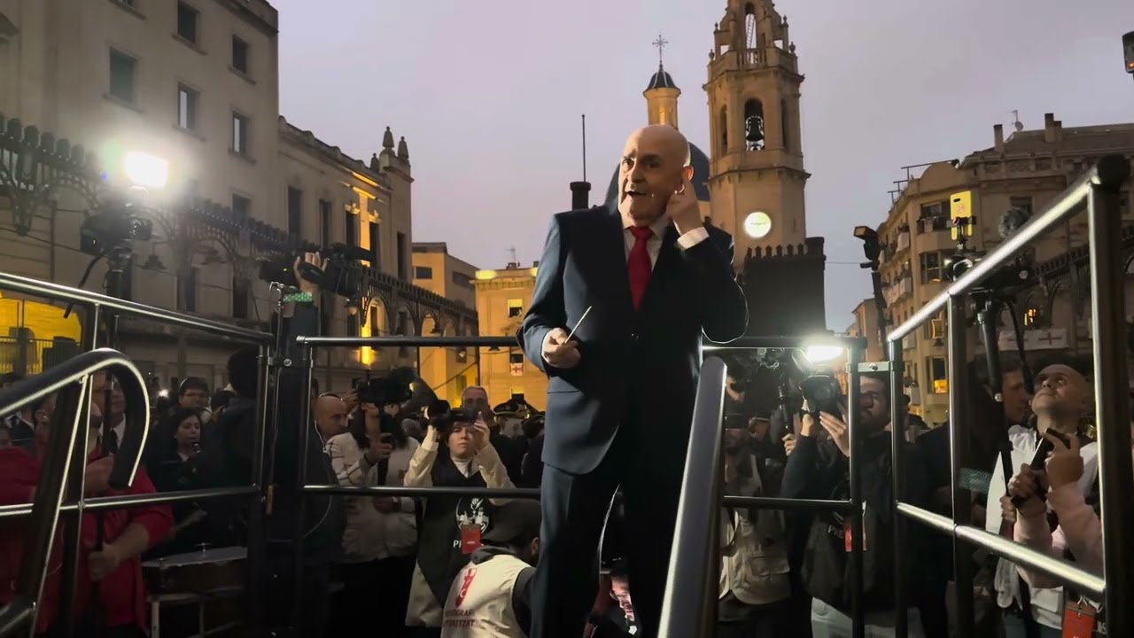 Interpretación del Himno de Fiestas de Alcoy 2025
