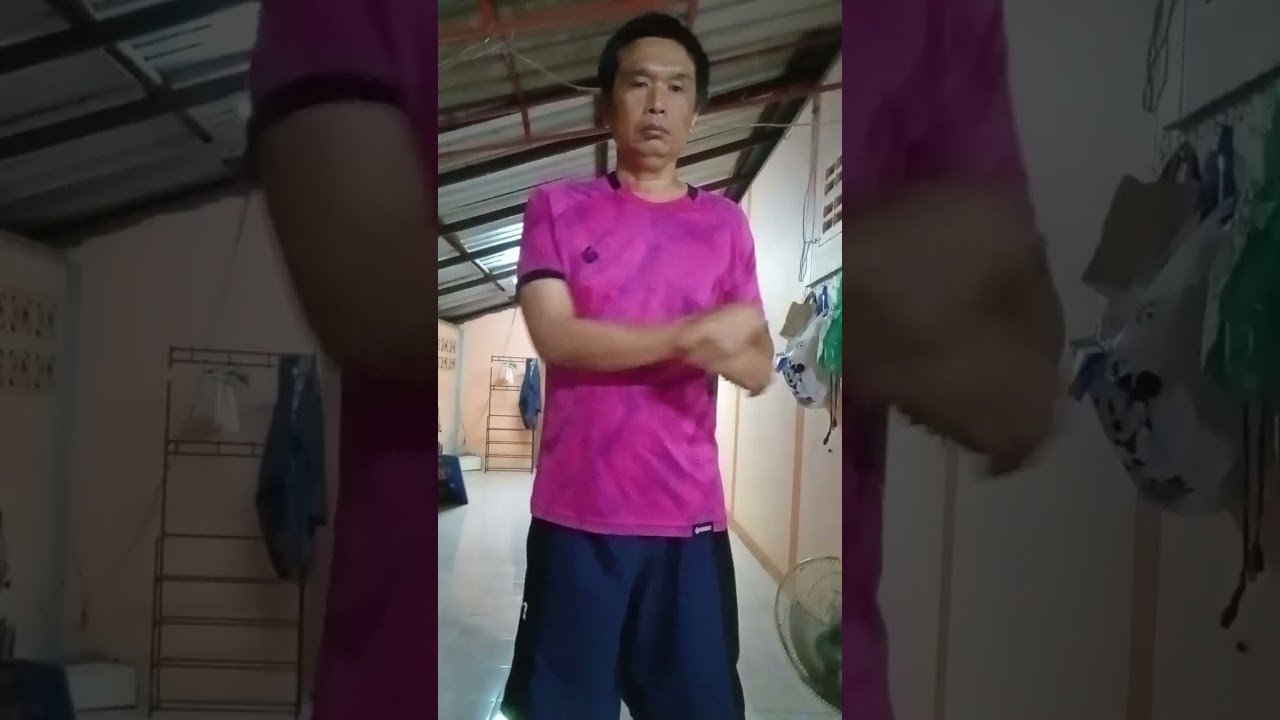 เดินออกกำลังกายตอนดึก