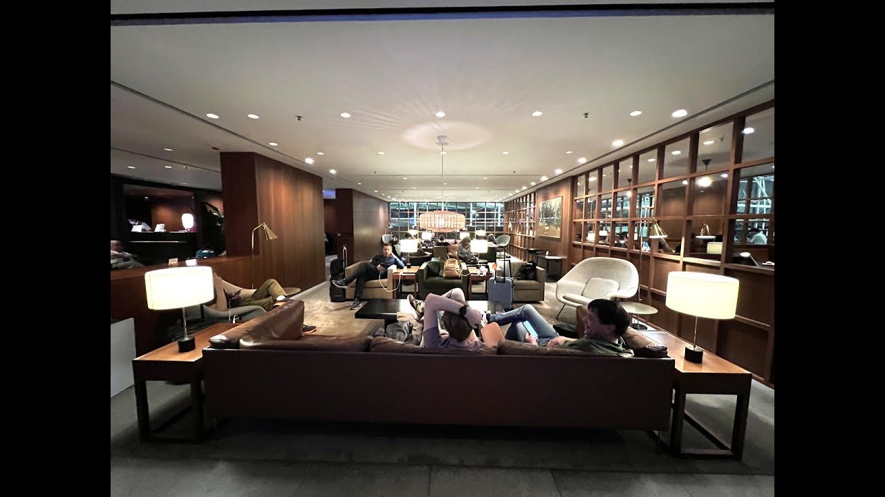 Cathay Pacific Business Class | Hong Kong to Vancouver