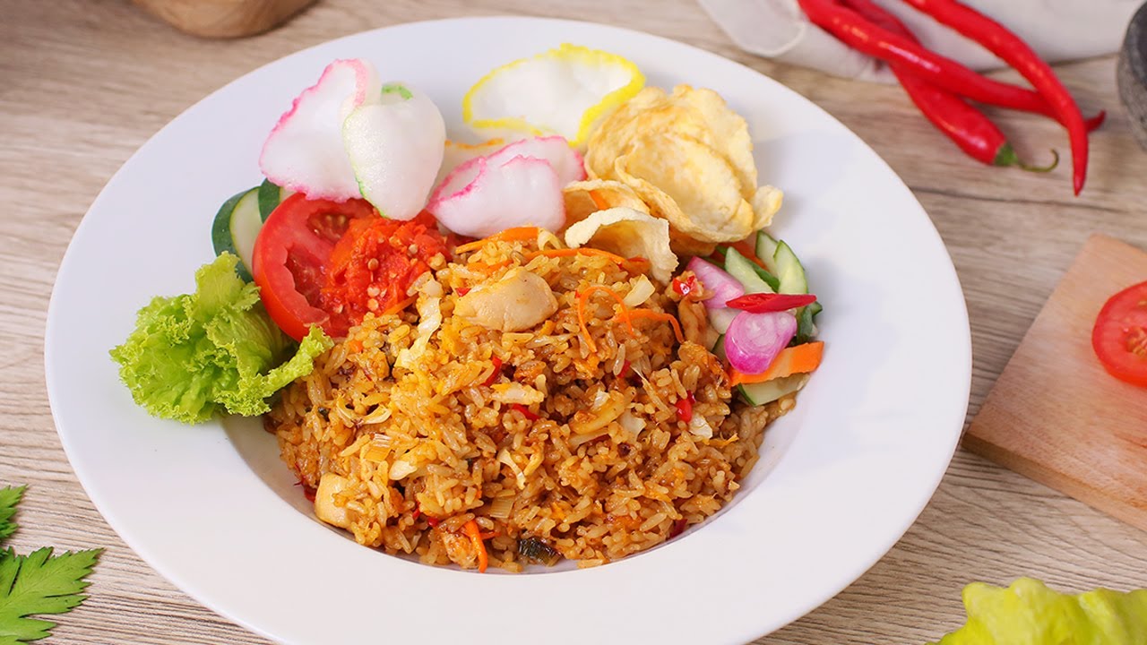 WANGI DAN RASANYA NENDANG - NASI GORENG AYAM DAN SAYUR