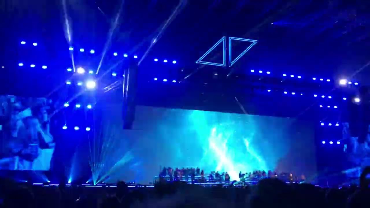 A Sky Full Of Stars | Live @ Avicii Tribute Concert 5/12-19