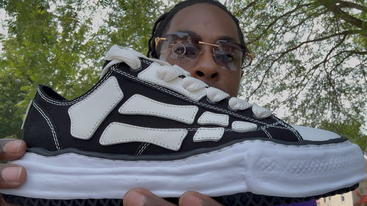 🤯COLLAB?! AMIRI x Maison Mihara Black White (Review)