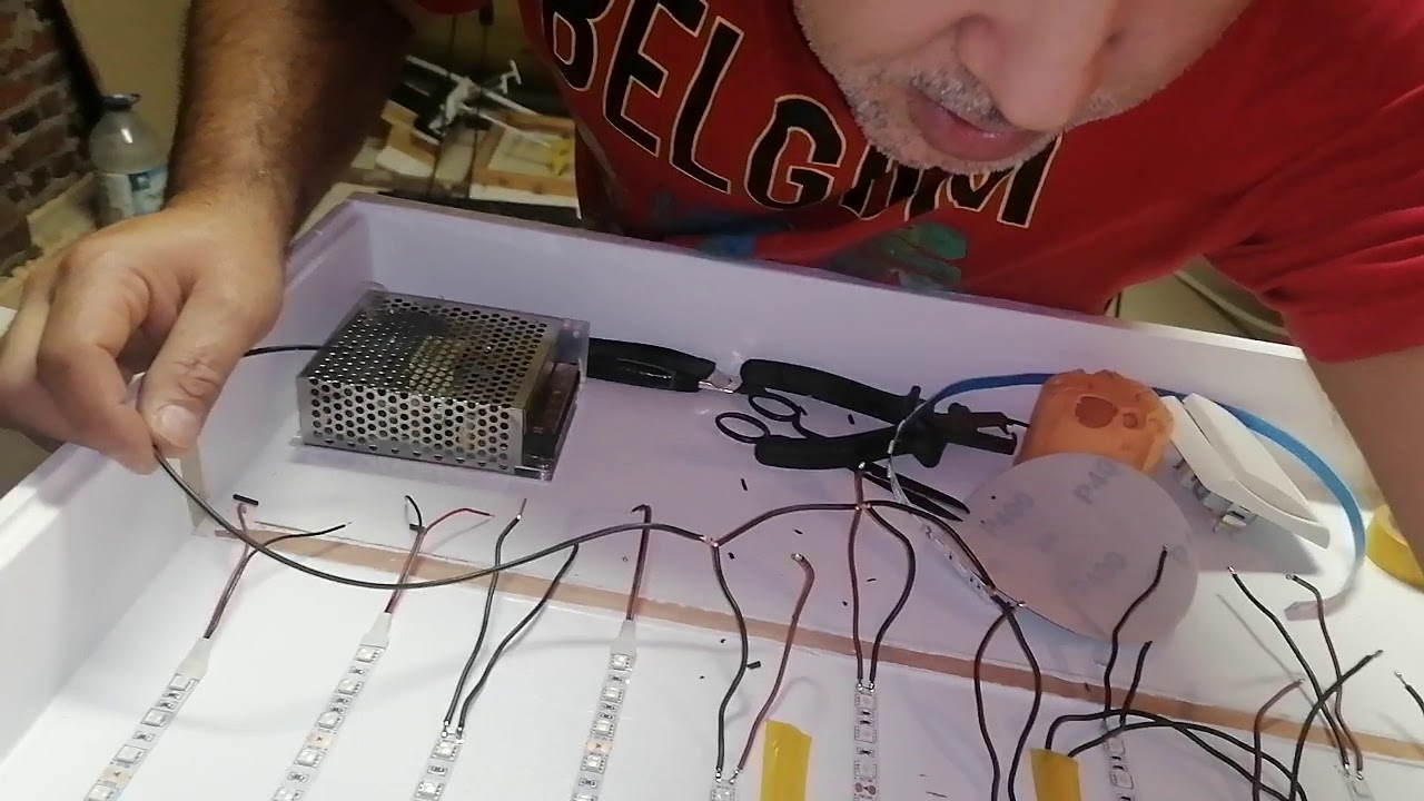 Mesa de revelar Led caseira fácil e barata de fazer. Vídeo 1