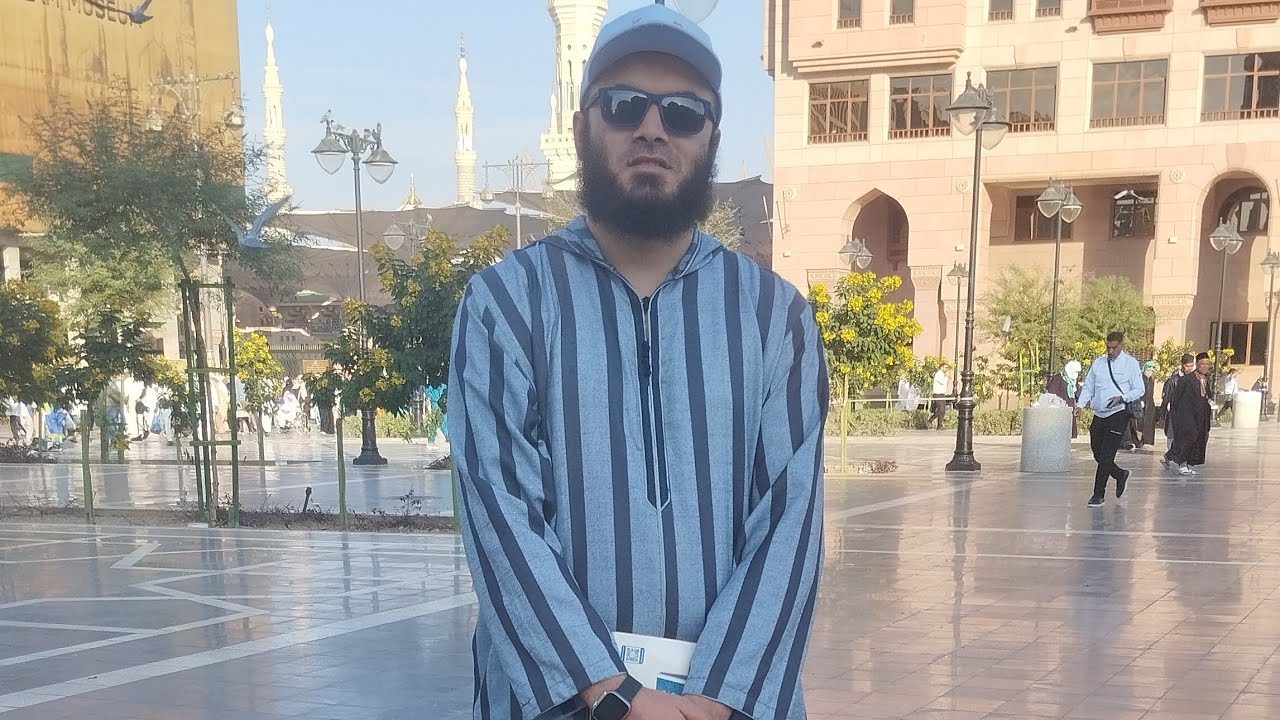 نروي لمعتمرينا الكرام بعض قصص أبطال أحد في غزوة أحد عسي الله أن يرحمنا ويرحمهم