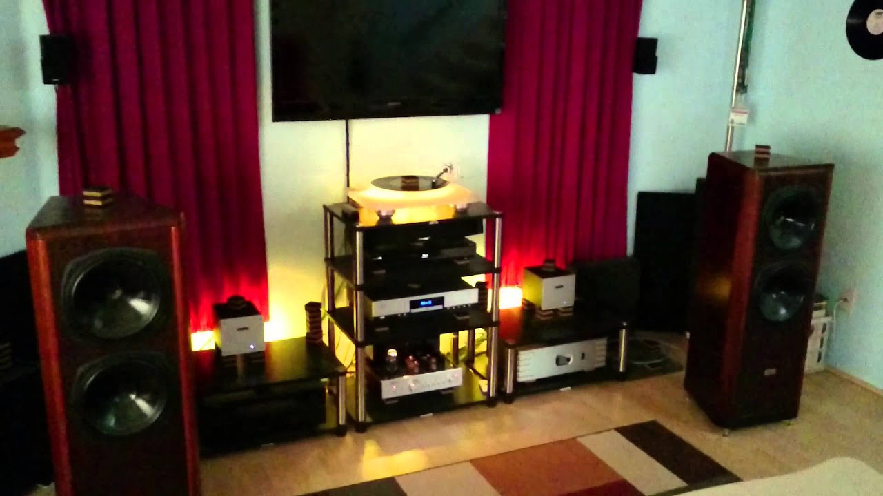 Marantz TT-15S1 with LED lights setup.