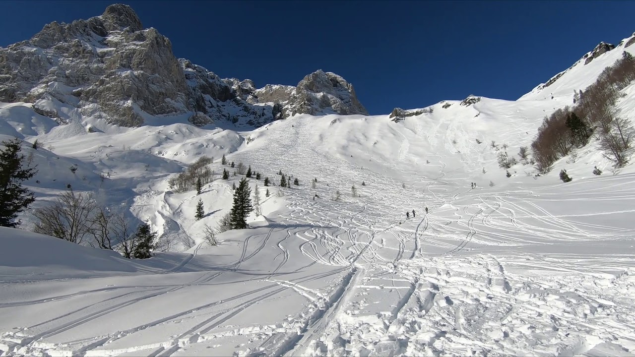 Scialpinismo CIMA EST di CORNA PIANA da Valcanale BG