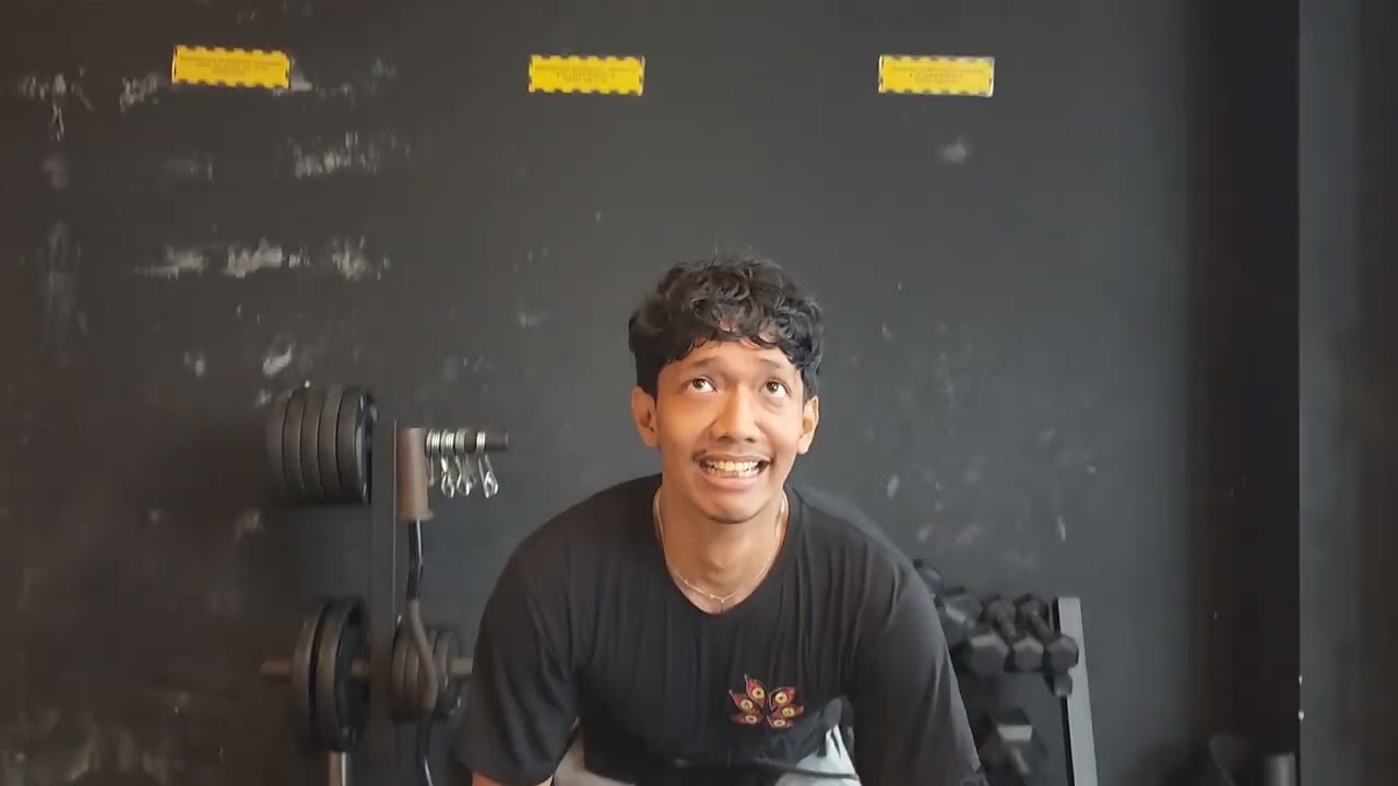 Lahirnya sang HERCULES: Otot kawat dan tulang besi bersatu dalam deadlift