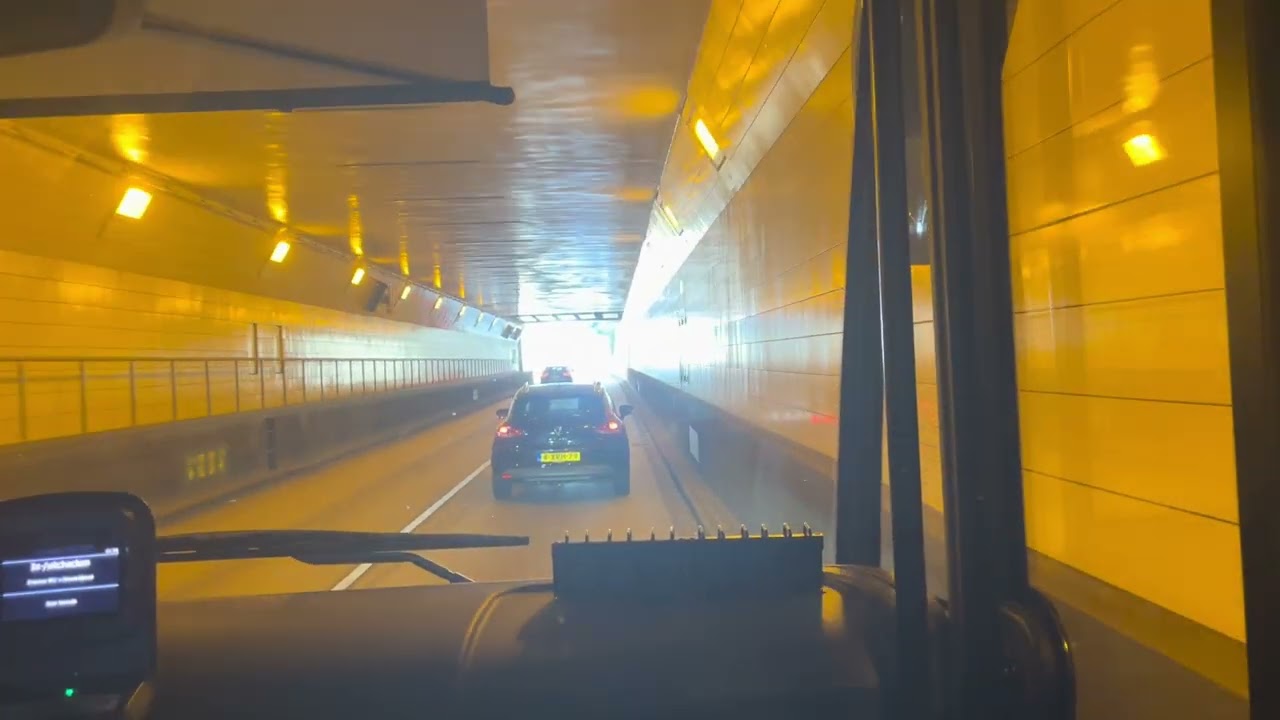 RET Rotterdamse Buslijn 44: Zuidplein Metro - Rotterdam Centraal