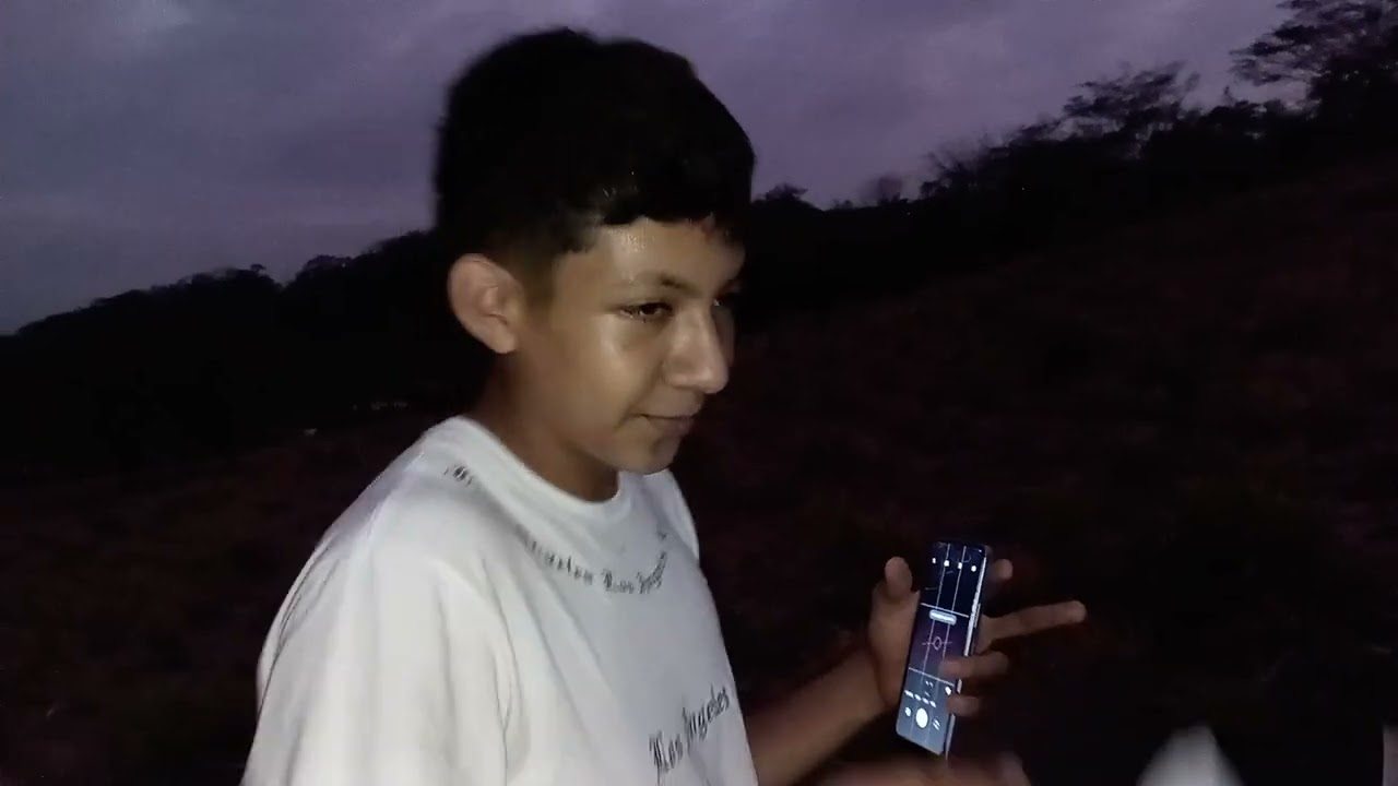 Miren 🥶 los benimos acampar con los bichos 😎😉