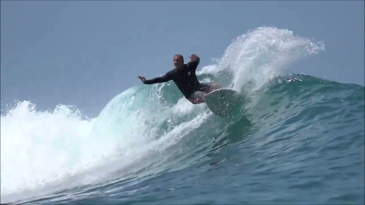 **INDONESIA IS NOW OPEN!!** (finally) 🙏🏼🏄‍♂️