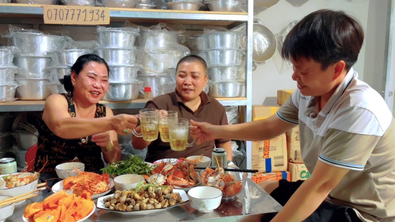 Con D&acirc;u tặng th&ugrave;ng hải sản phương l&agrave;m ngay m&oacute;n n&agrave;y | BCHP 