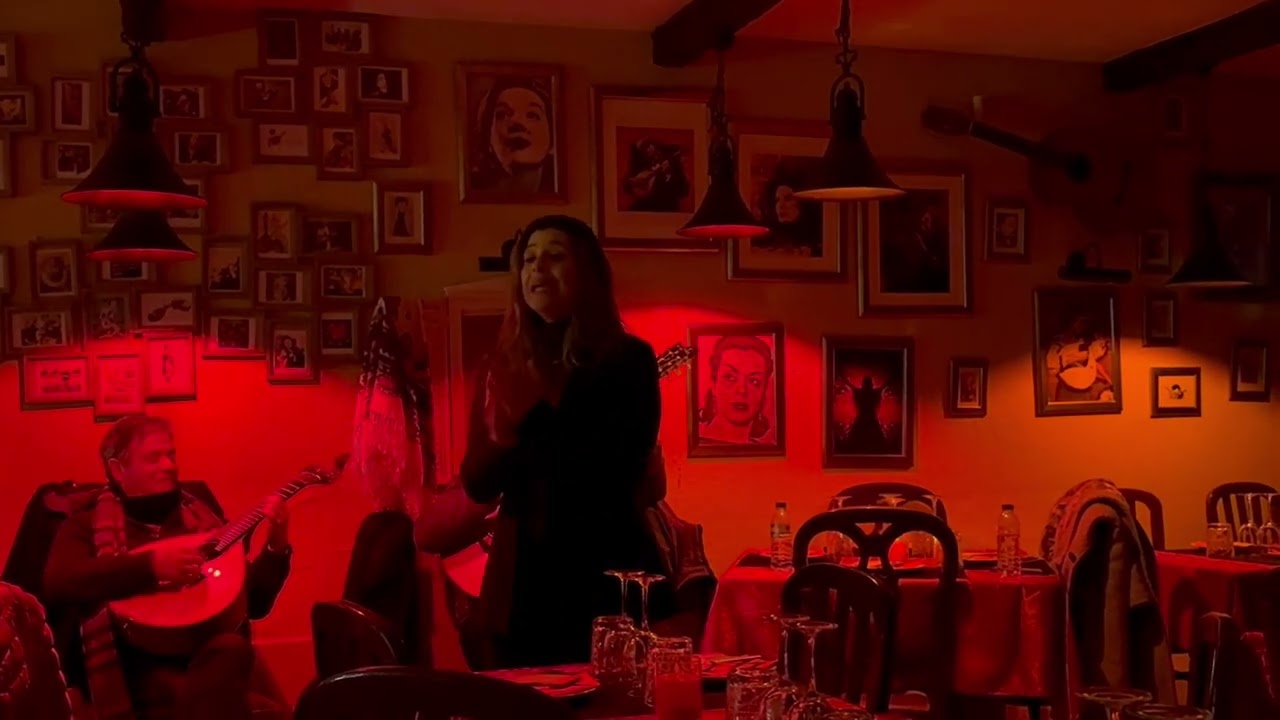 Monica Cordeiro - Fado song5 #alfama  #lisboa #fado