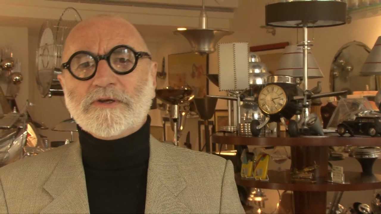 Art Deco & New Wave Antiques !