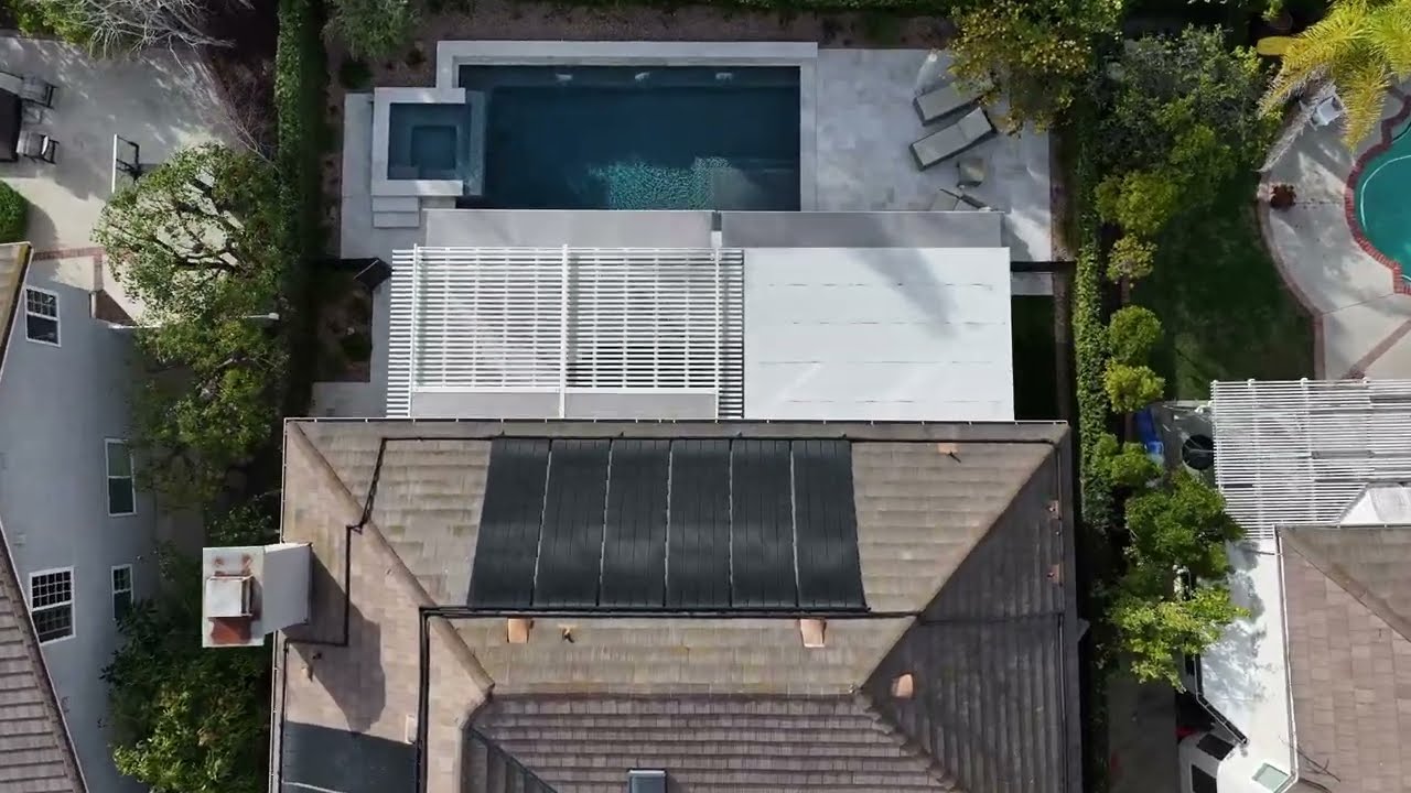 Markilux Motorized Pergola Shades & Awnings In California | Markilux 1600 & Markilux 7800 Systems
