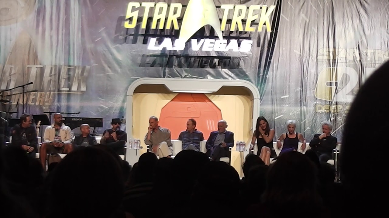 Deep Space 9 Far Beyond the Stars at the 2018 Star Trek Convention in Las Vegas