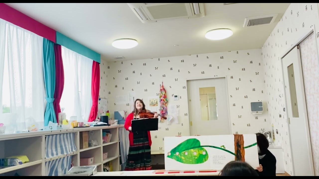 はらぺこあおむし