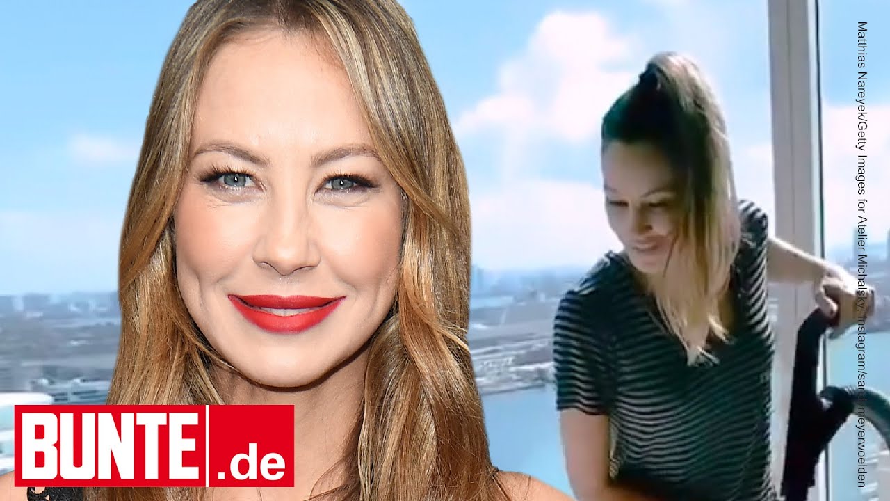 Alessandra Meyer-W&ouml;lden - Ohne Hose! Nur im knappen Nachthemd t&auml;nzelt sie durch ihre Wohnung