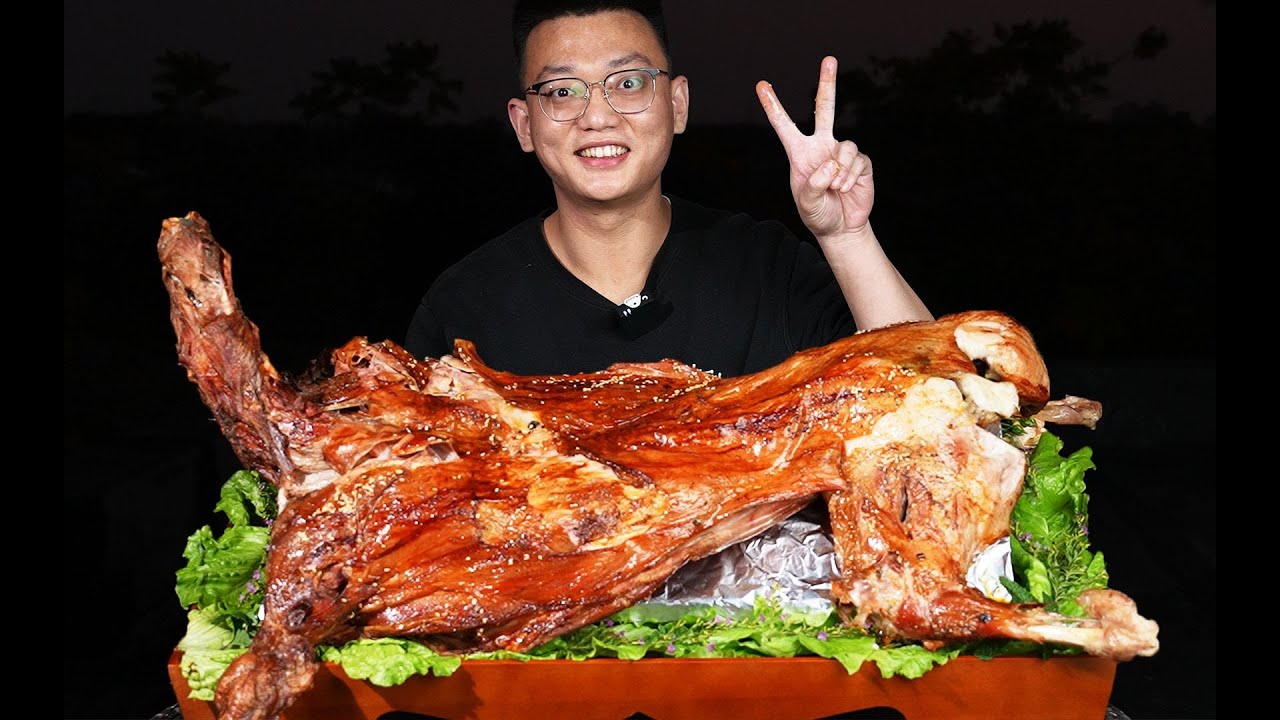 烤个全羊吧，价值好几个w的烤炉，烤出来的会是什么味道呢？