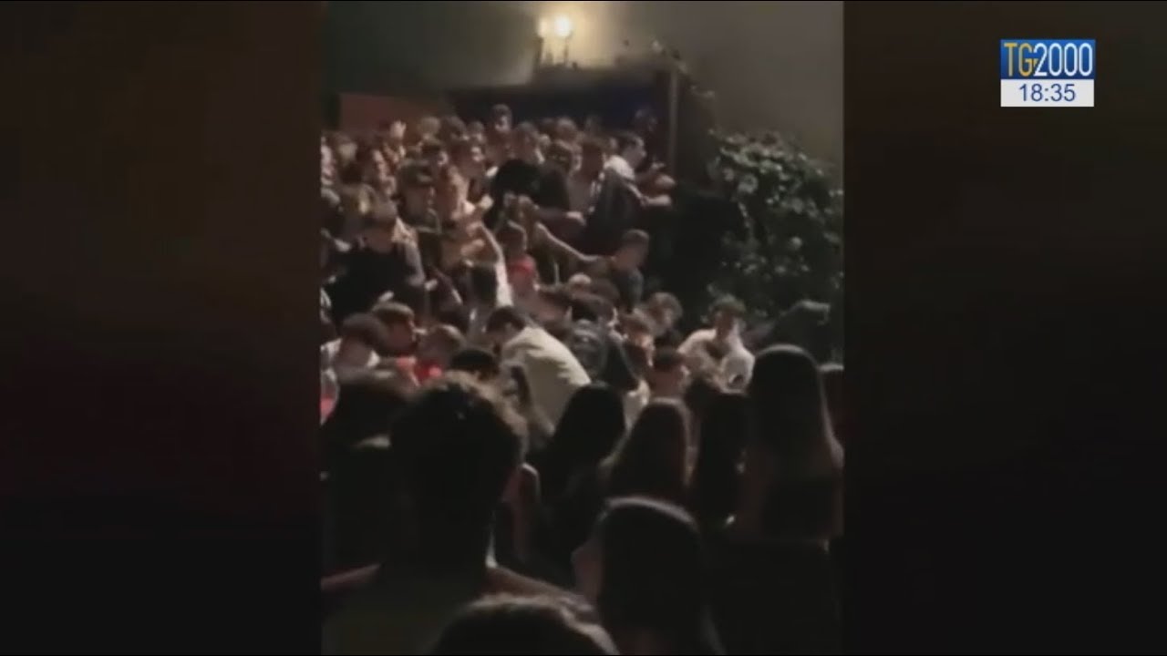 Corinaldo, tragedia alla discoteca &ldquo;Lanterna azzurra&rdquo;: 6 morti