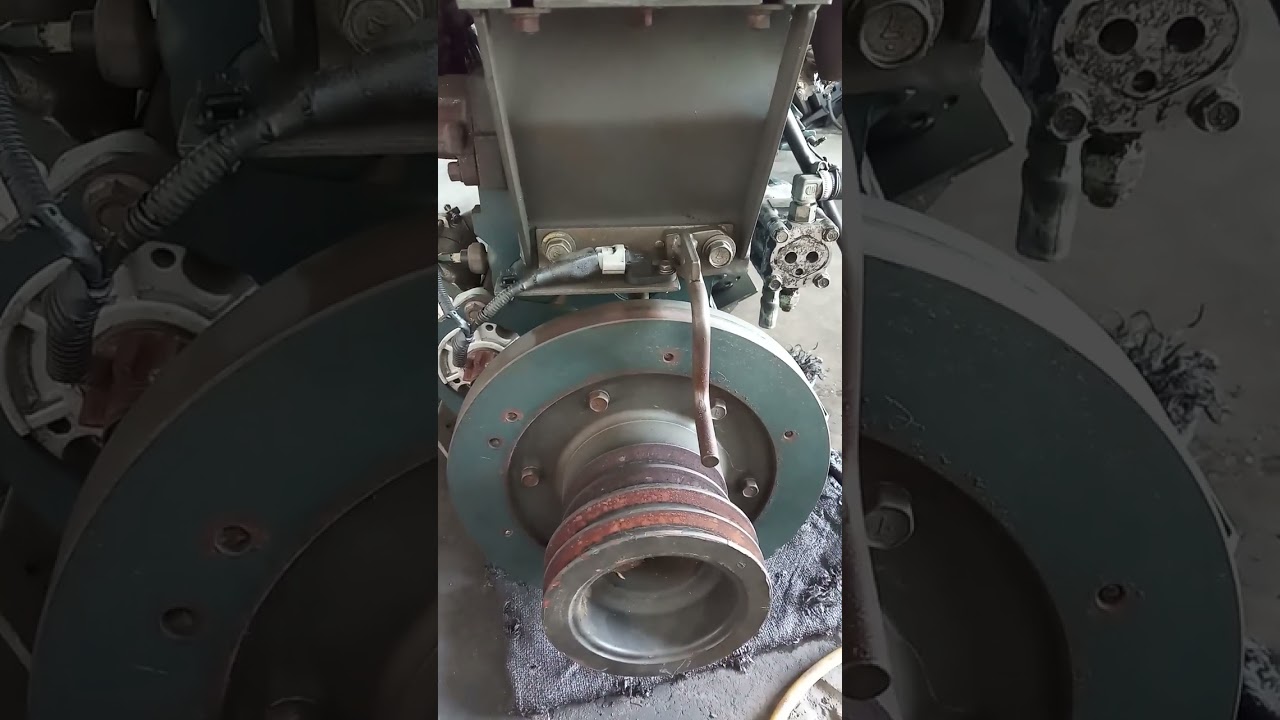 may kubota V2403 turbo 87li(DC70)moi ae xem tham khao va can alo 0855250166.cam on ae nhieu!!!