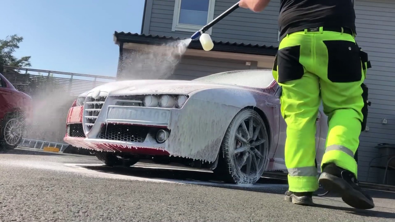 Alfa Romeo 159 Rosso Competizione Quick Wash