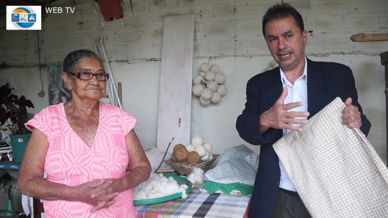 TECELAGEM ARTESANAL–A ARTESÃ DONA MAURA MOSTRA COMO É CONFECCIONADO O TECIDO DE ALGODÃO EM SUA CASA