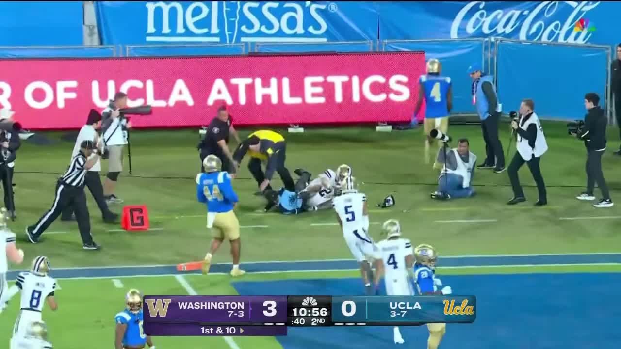 Demond Williams Jr. 4 TDs at UCLA