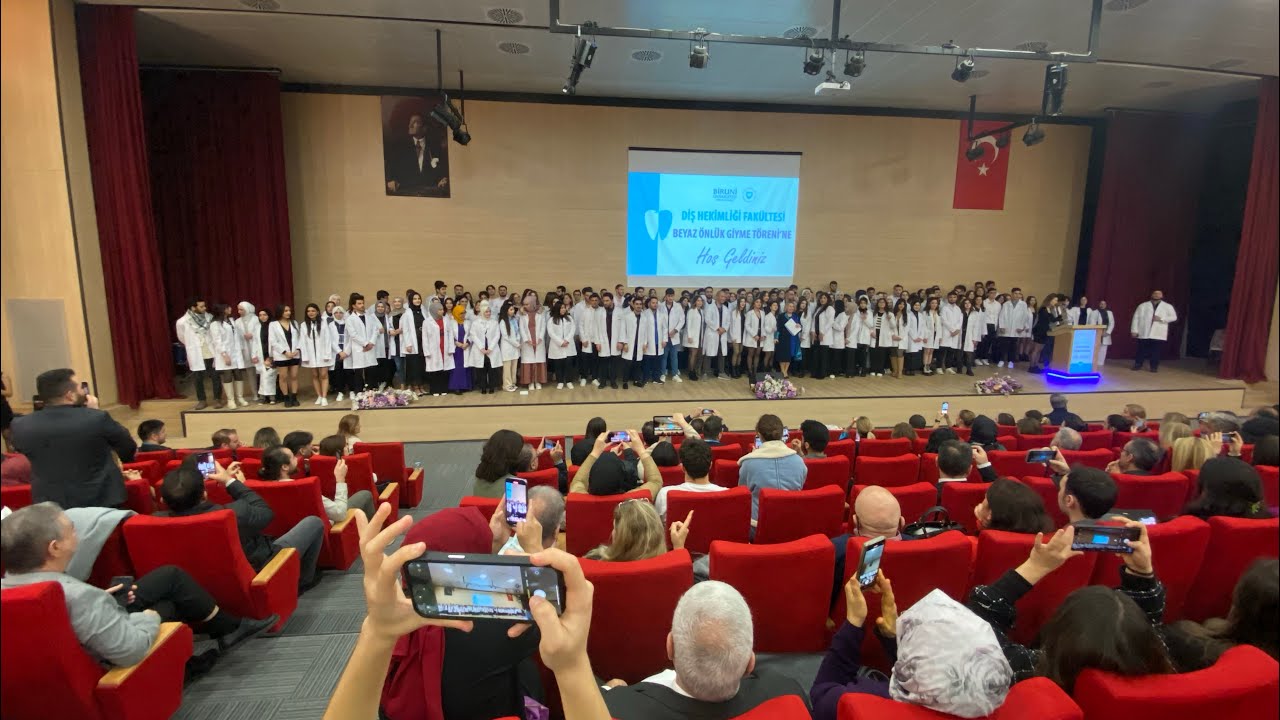 Diş Hekimliği Fakültesi Önlük Giyme Töreni