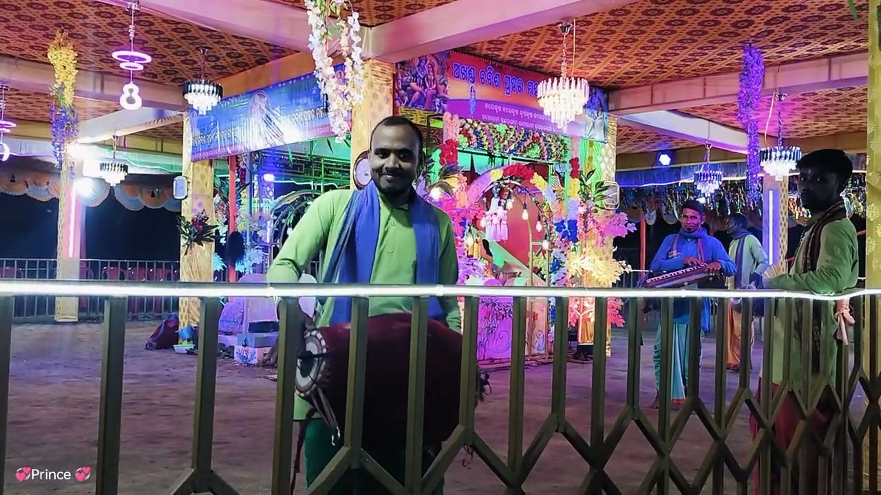 Khanua (baripada) 🥰 ବହୁତ୍ ସୁନ୍ଦର୍ କଣ୍ଠ ରେ ଗାଇଲେ ଆମ👌🏻👌🏻 ( nonstop) hindi song 😊Amo/ tiki bhaii _____