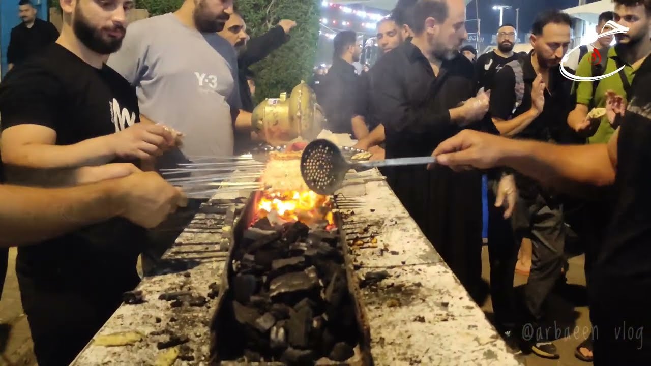 free kebab Round the clock in 15 days:Making  kebab in arbaeen walking