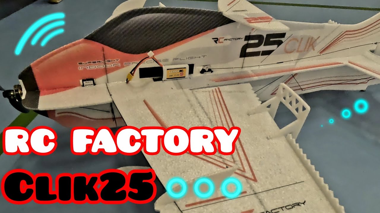 RC Factory Clik 25 eerste vlucht gymzaal 2025