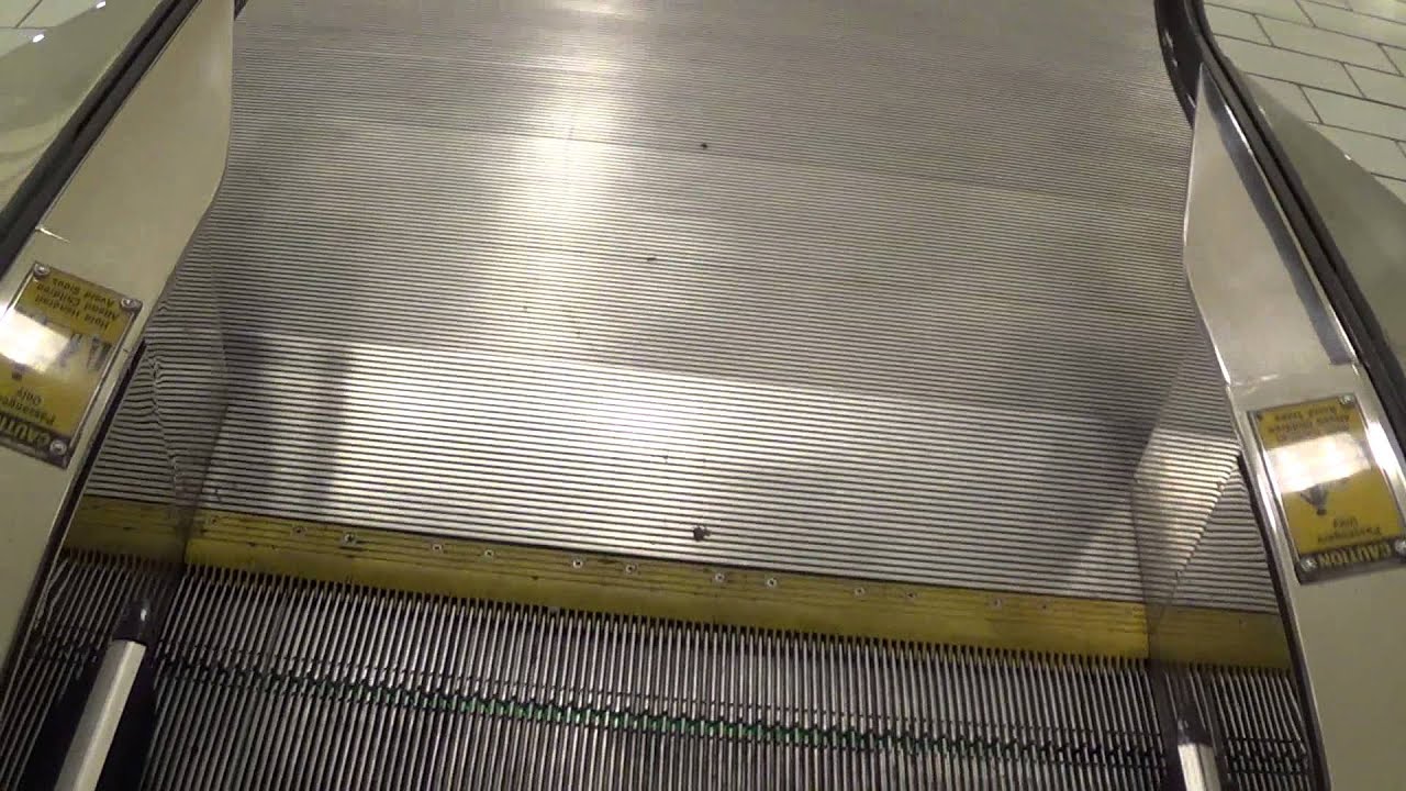 Westinghouse/Schindler Escalators at Macy's Men's And Furniture Gallery (Town Center At Cobb)