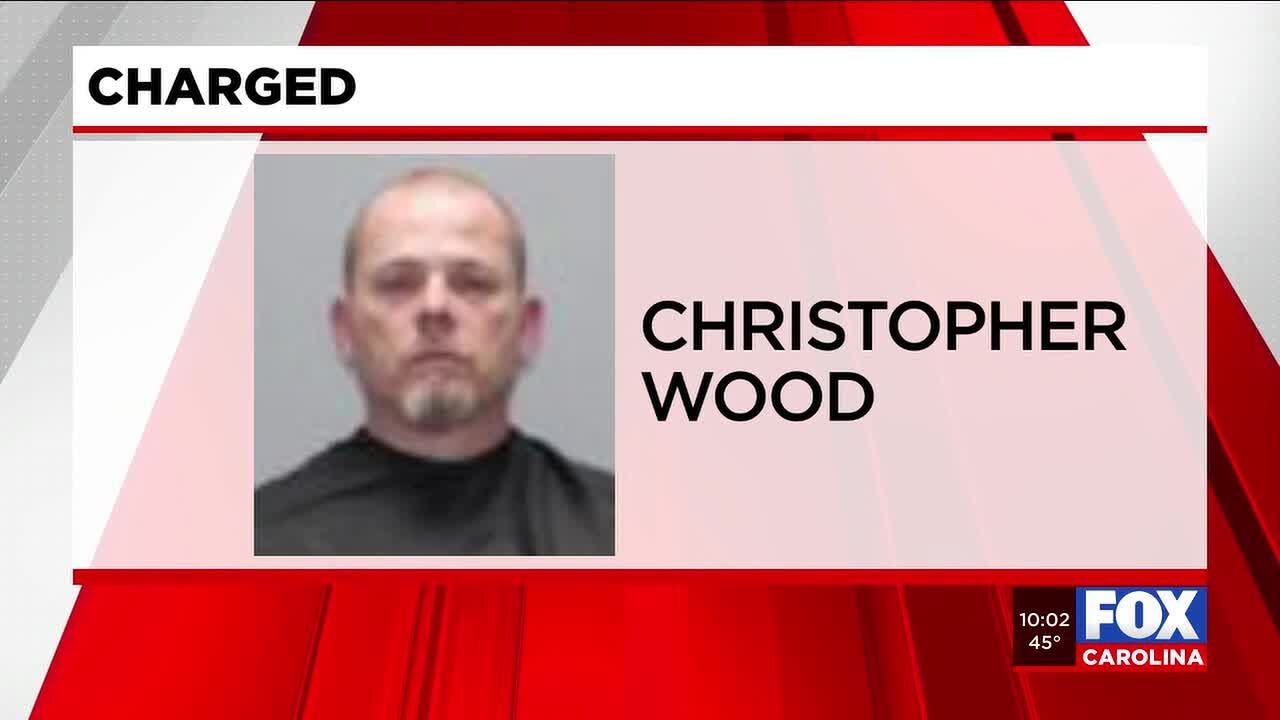 Suspect in custody after vehicle chase ends in crash in Pickens Co., deputies say