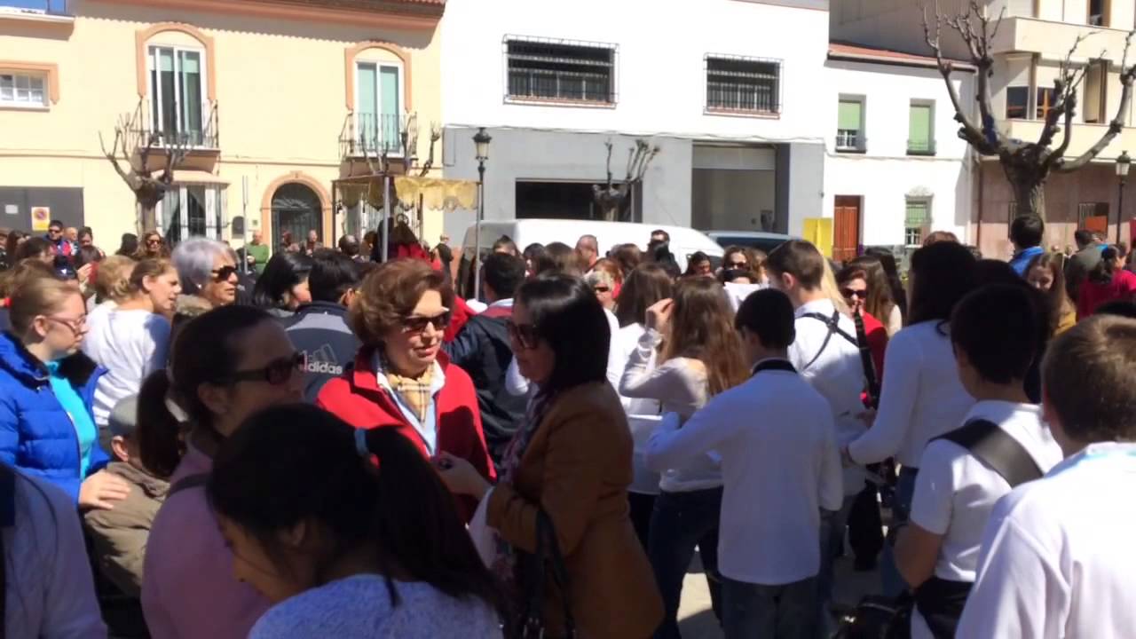 Procesión en el Colegio La Milagrosa