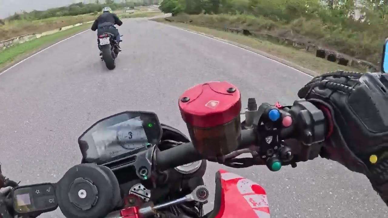 False neutral on turn 3 Kaen Krachan 2.8km