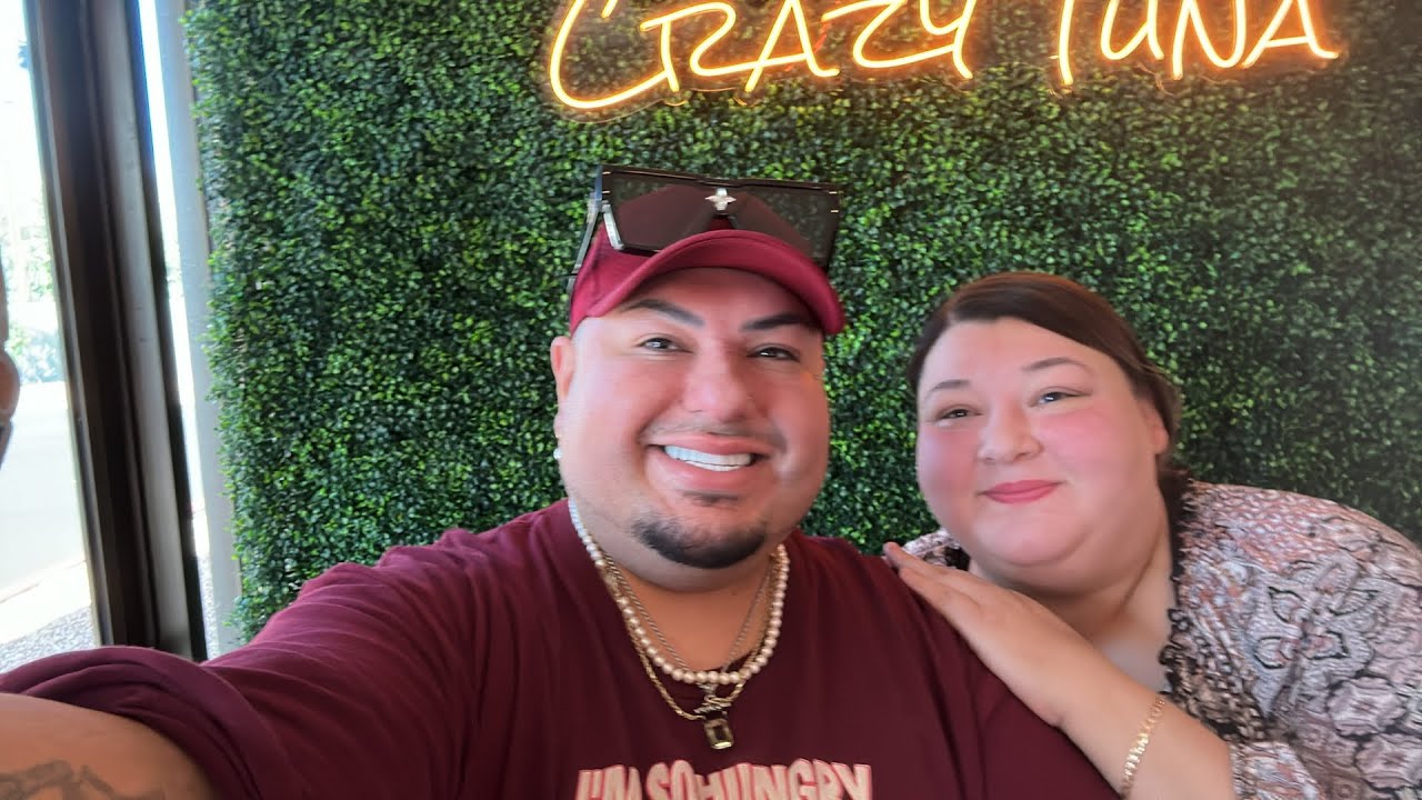 ALL YOU CAN EAT SUSHI • Finally Having CRAZY TUNA w/ La Gordiz Eats & The Golden Girls