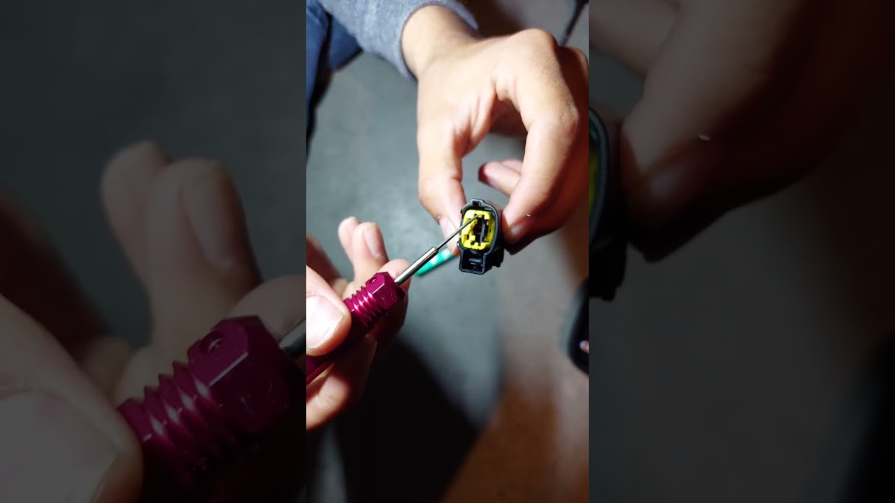 Replacing Broken Coil Wire Connector on Hyundai Elantra 2011-2016