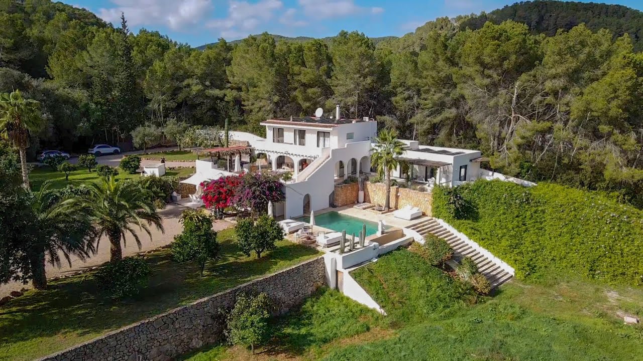 Superb Finca with Endless Country Views in Ibiza | €3.450.000 | Ibiza Hills Homes