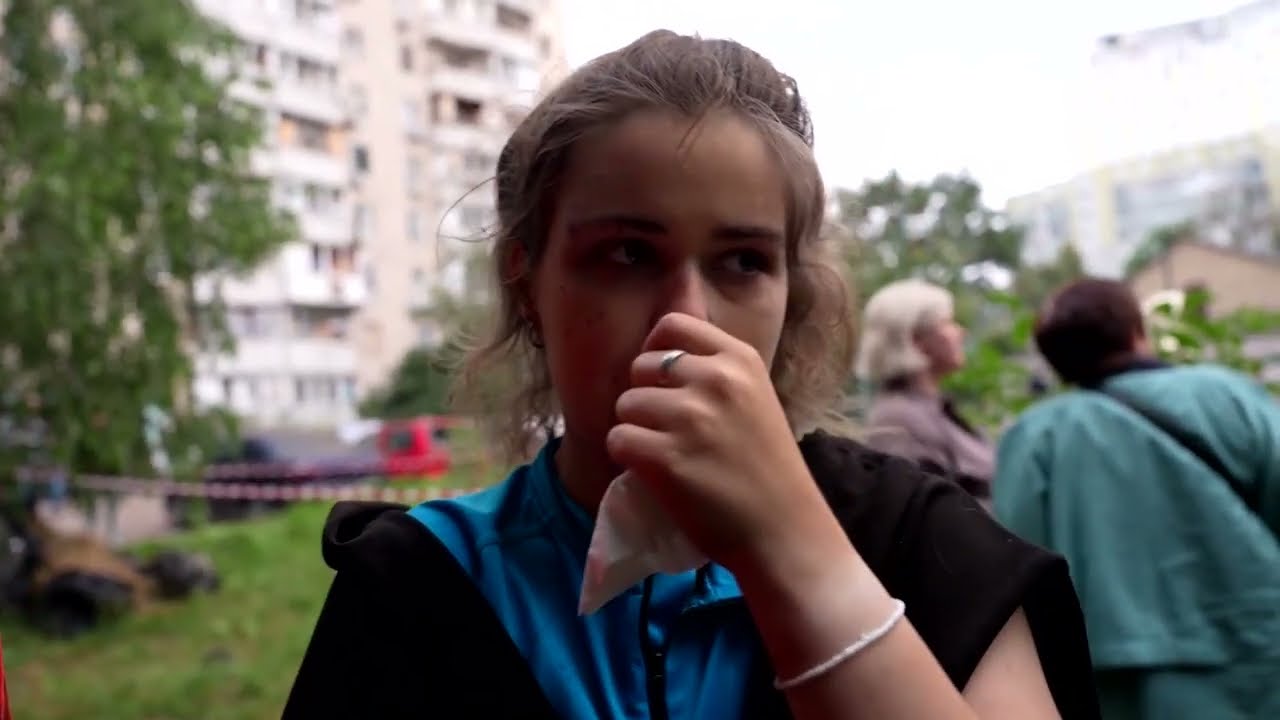 Жительница Киева вспоминает, как спаслась после российского удара