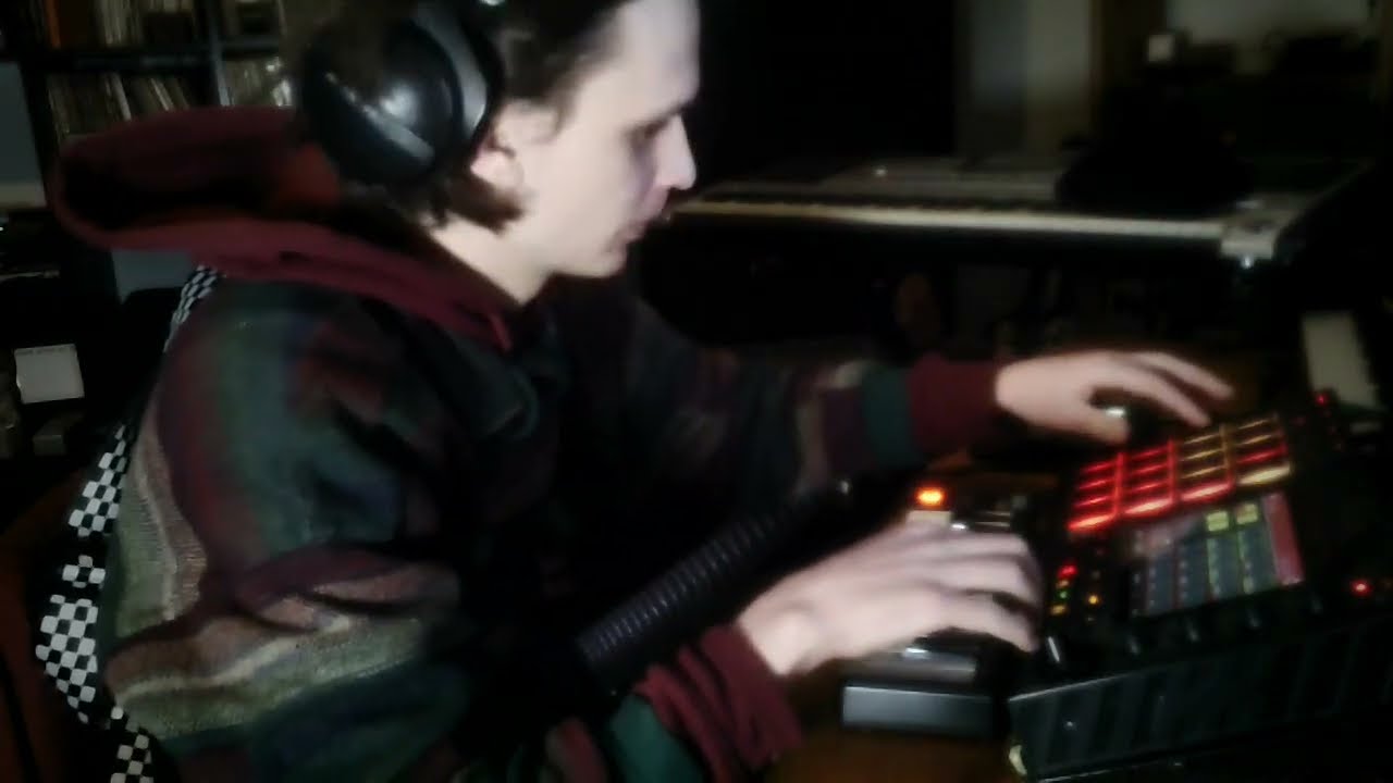 Mushy Brain - Freesytyle Beats N. 15 #Dawless #LiveLooping #Beatset
