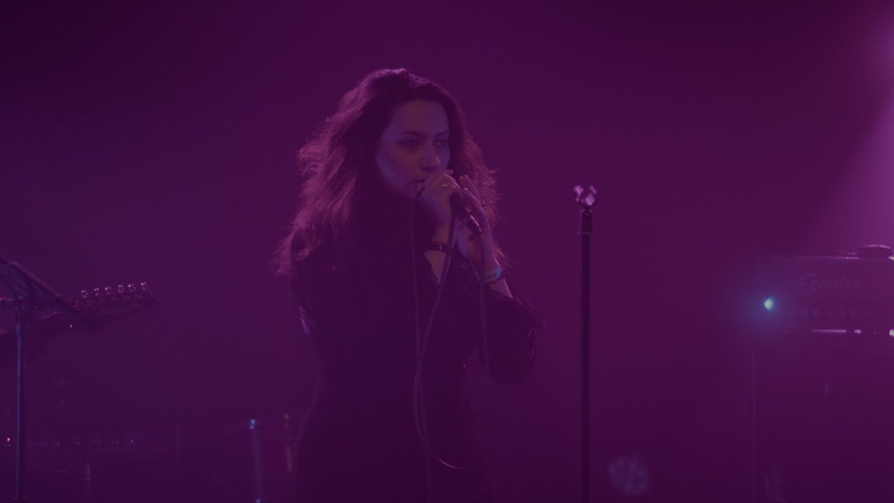 Lavender Witch - STRANGE GIRLS - live at Botanique