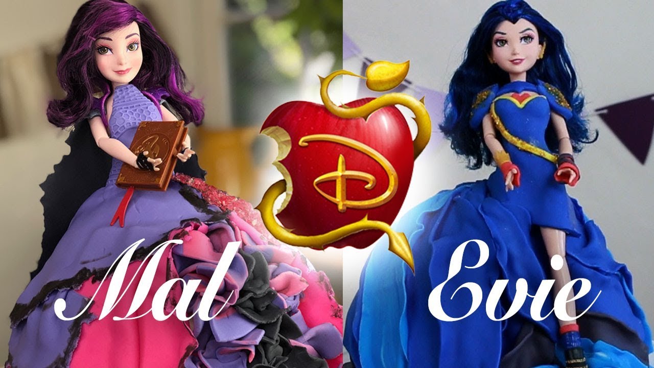 DESCENDANTS 3 CAKES:  Evie and Mal New VKs CAKE (Spanish)