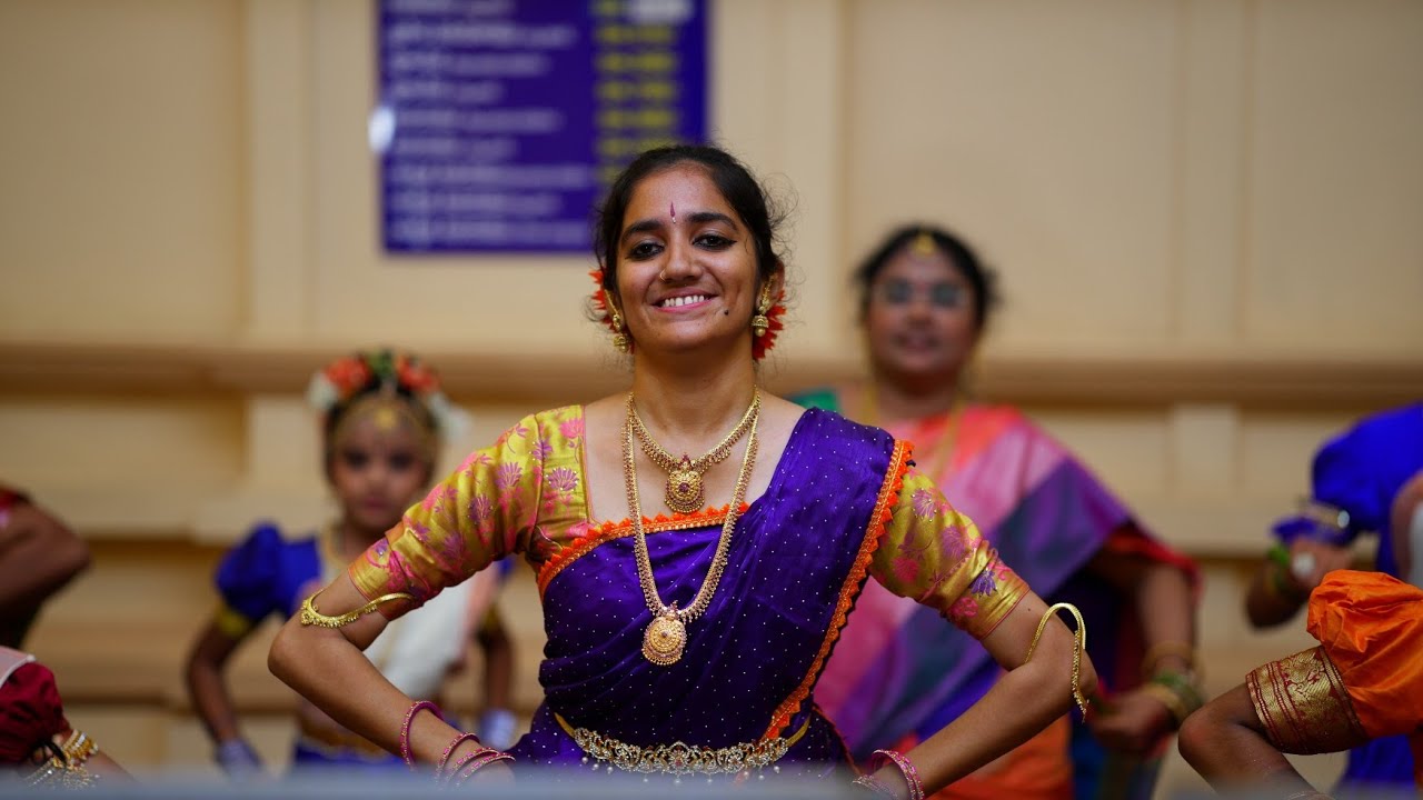 Madhura meenakshi kolatam dance