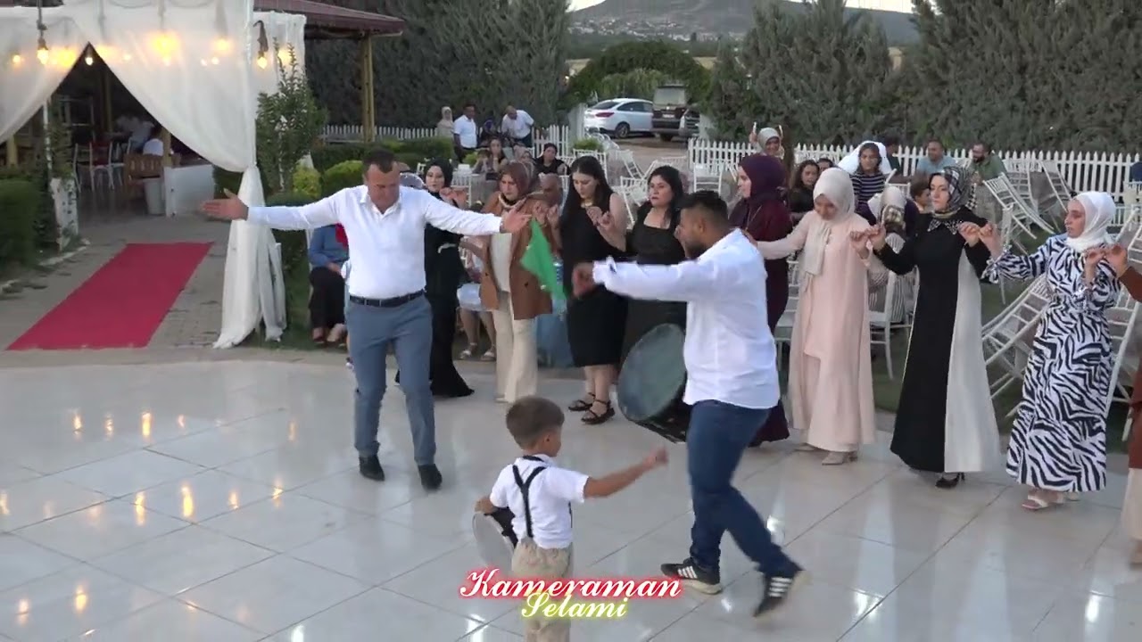 KAMERAMAN SELAMİ FARKIYLA ULUBAHÇELİLERİN DÜĞÜNÜ