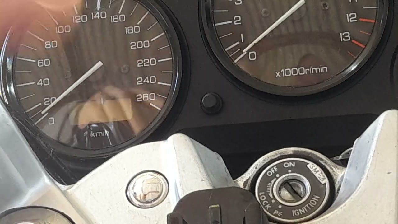 Painél GSX750 F   KM Em 99.999 (Como Destravá-lo)