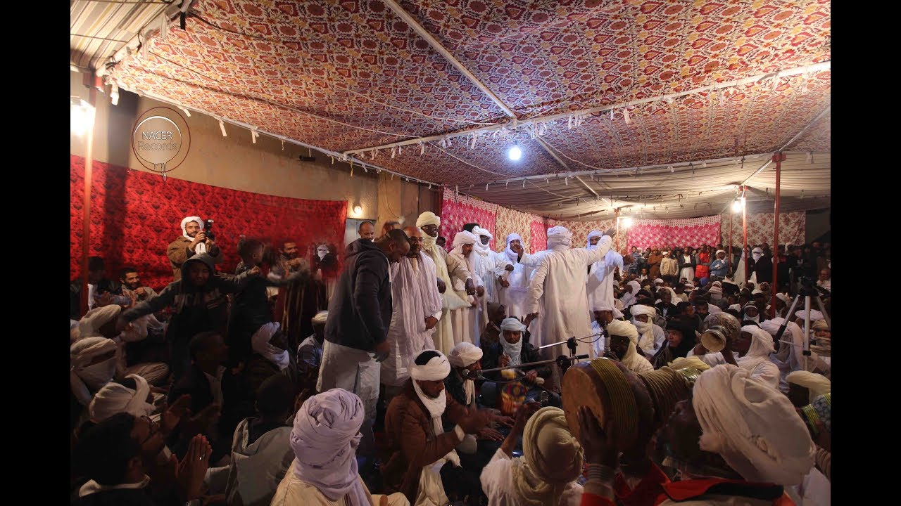 أفراح وأعراس آولف- يعطيك قبول الله يلي ربيتي ليتامى Tabal D'Aoulef 2019