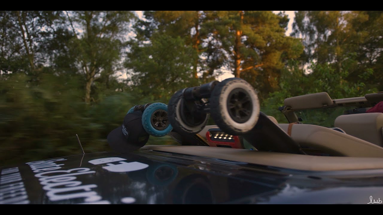 SKATE ELECTRIC / Branded Car - Eskate coaching and guiding