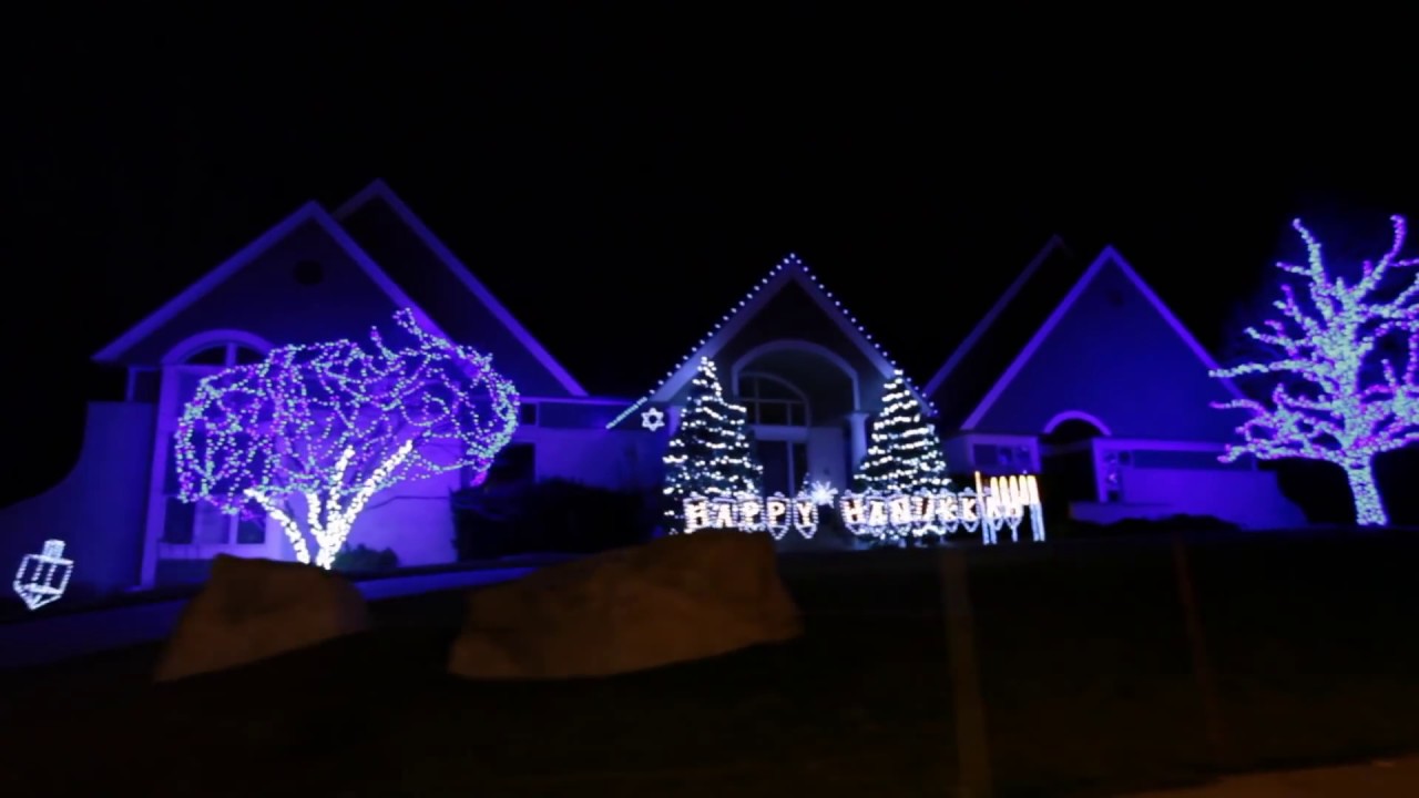 Driving Tour of Omaha Holiday Lights: "Look at all that Christmas!"
