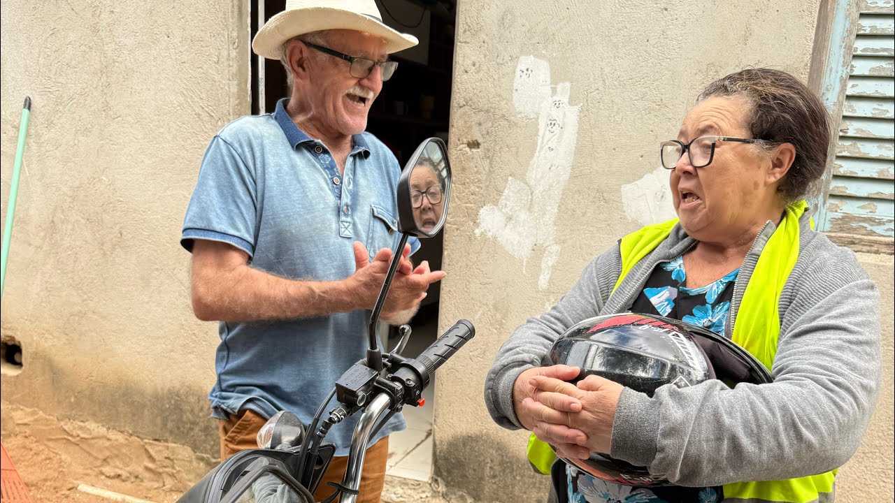 Xaninha Agora é Mototaxista! / Zé Pensou Que Xaninha Estava Indo Embora! 😂😂